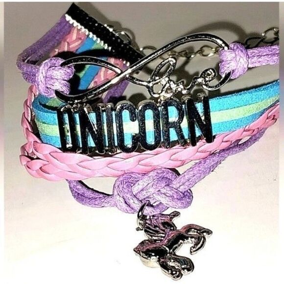 Hand crafted, horse shaped unicorn stackable bracelet - Picture 3 of 6